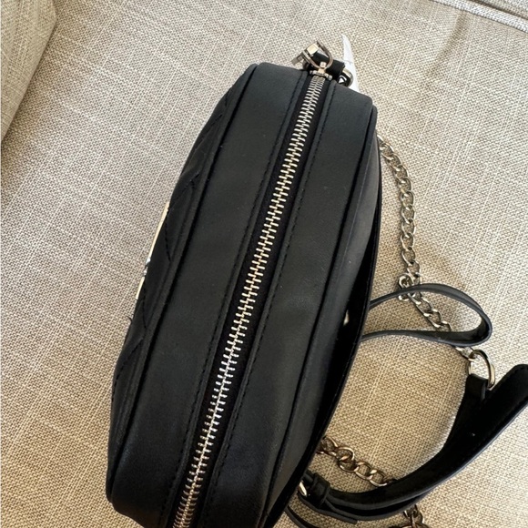 Badgley Mischka Camera crossbody Bag - Picture 3 of 12